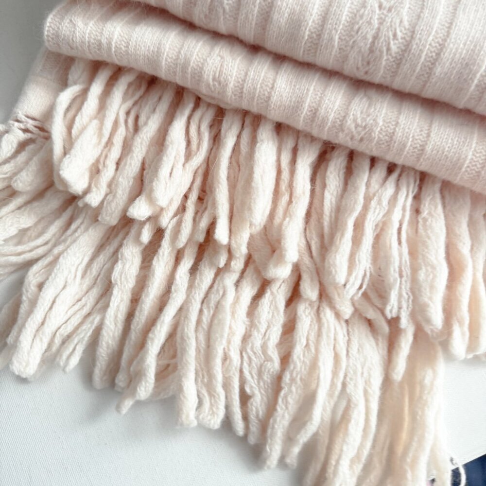 Vintage Jeanne Pierre Blush Pink Lambswool Angora Blend Large Long Scarf - Picture 9 of 11